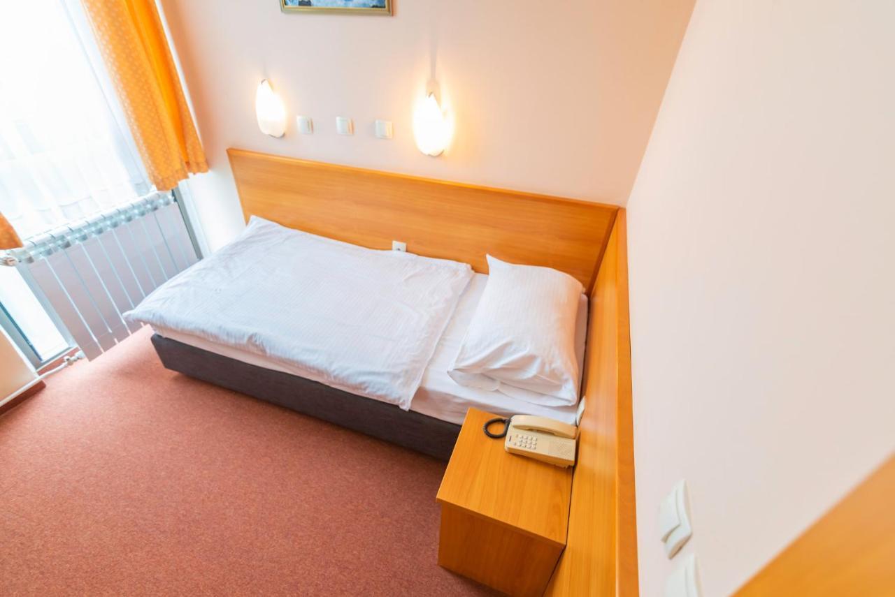 Hotel Park Čakovec المظهر الخارجي الصورة