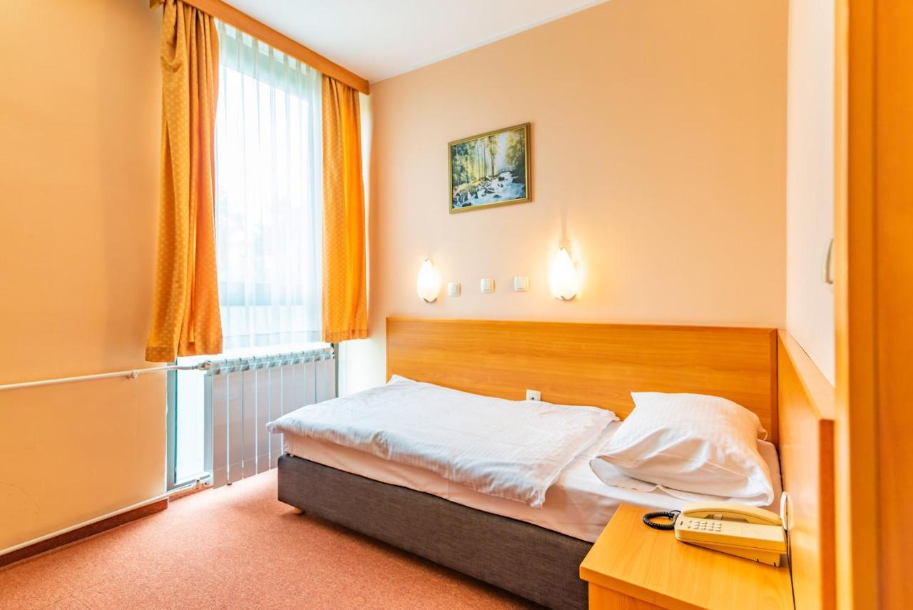 Hotel Park Čakovec المظهر الخارجي الصورة