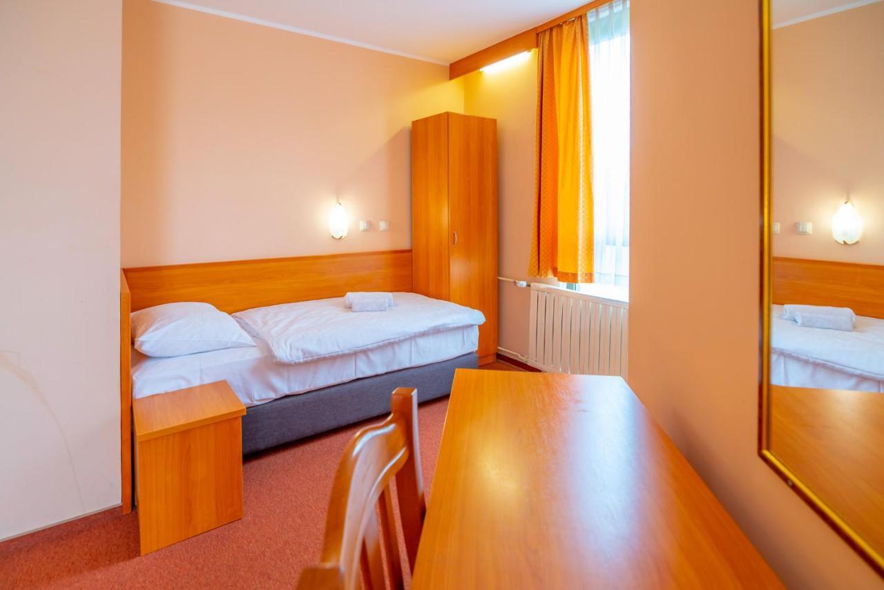 Hotel Park Čakovec المظهر الخارجي الصورة