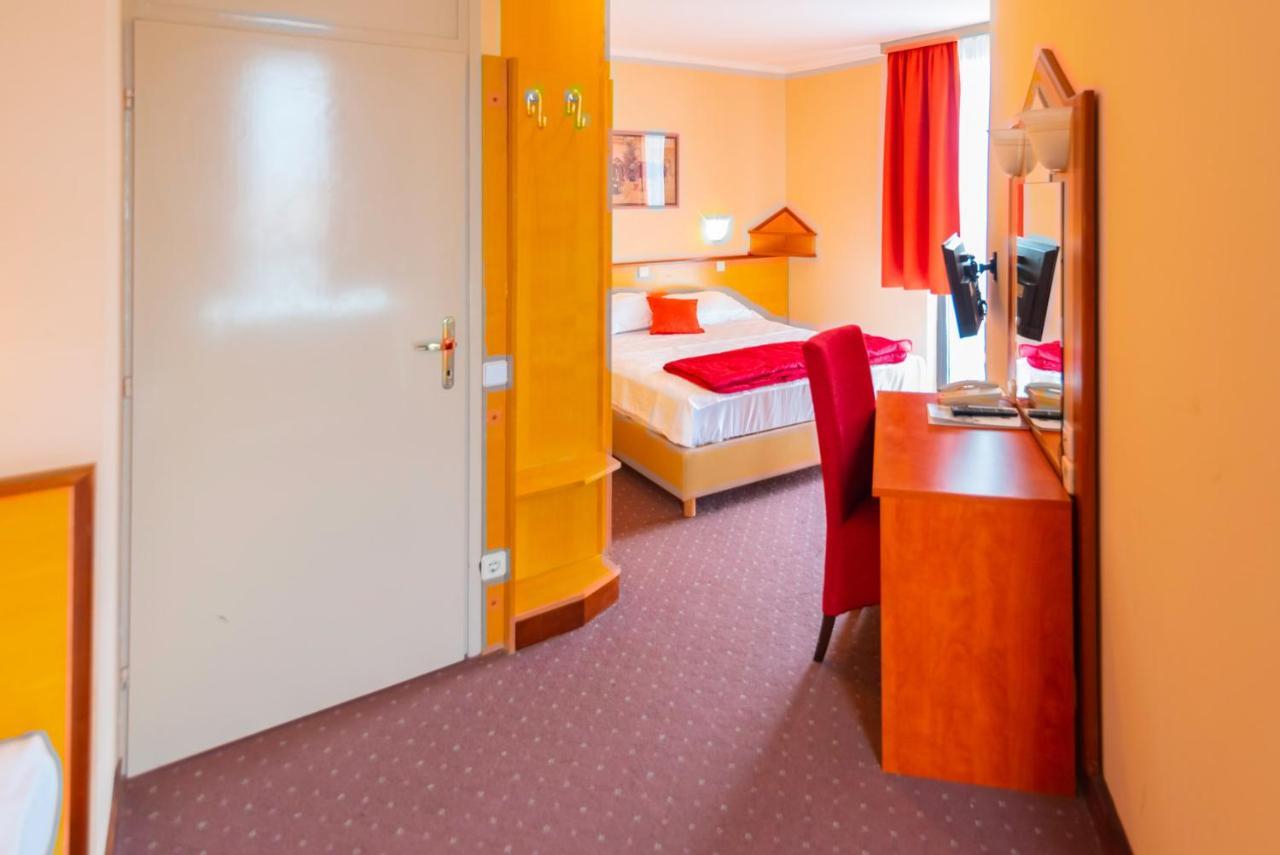 Hotel Park Čakovec المظهر الخارجي الصورة