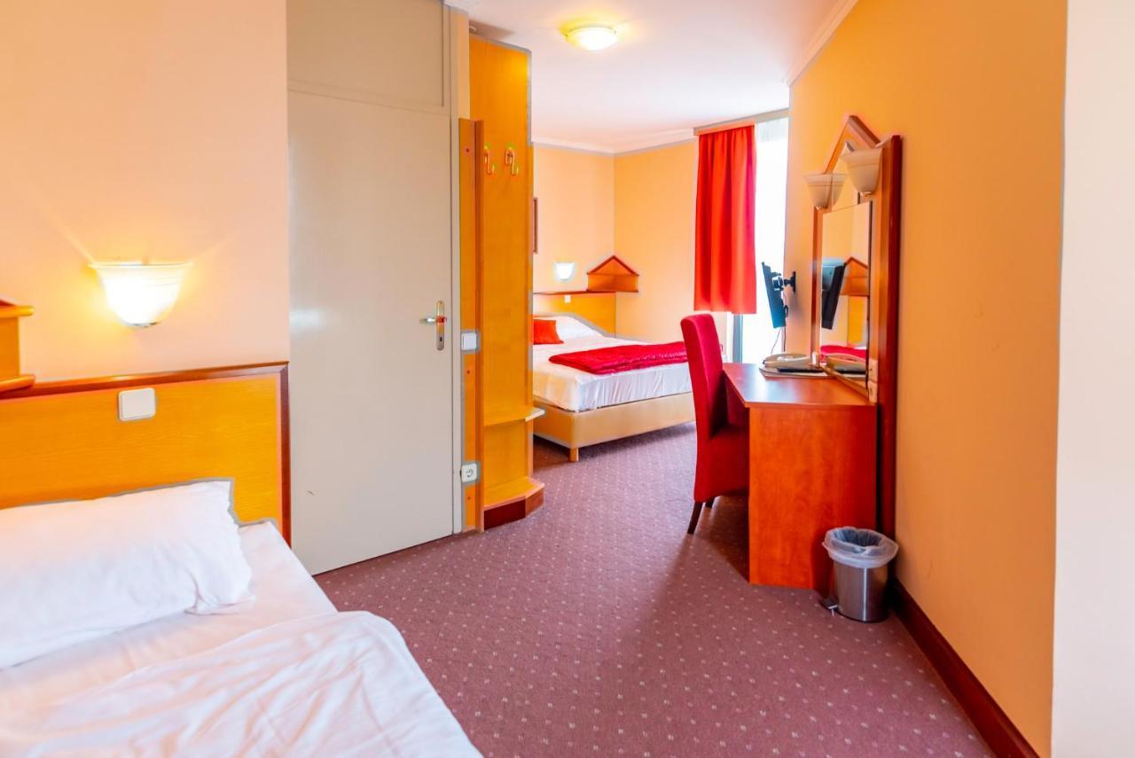 Hotel Park Čakovec المظهر الخارجي الصورة