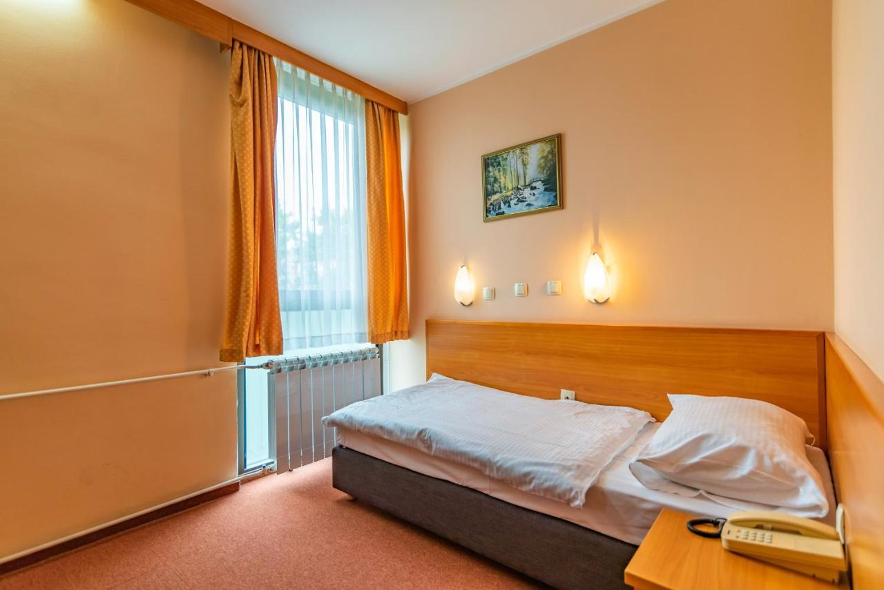 Hotel Park Čakovec المظهر الخارجي الصورة